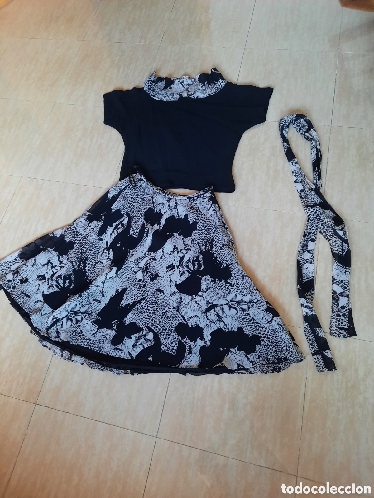 Segunda mano: Conjunto top y falda vintage marca Target