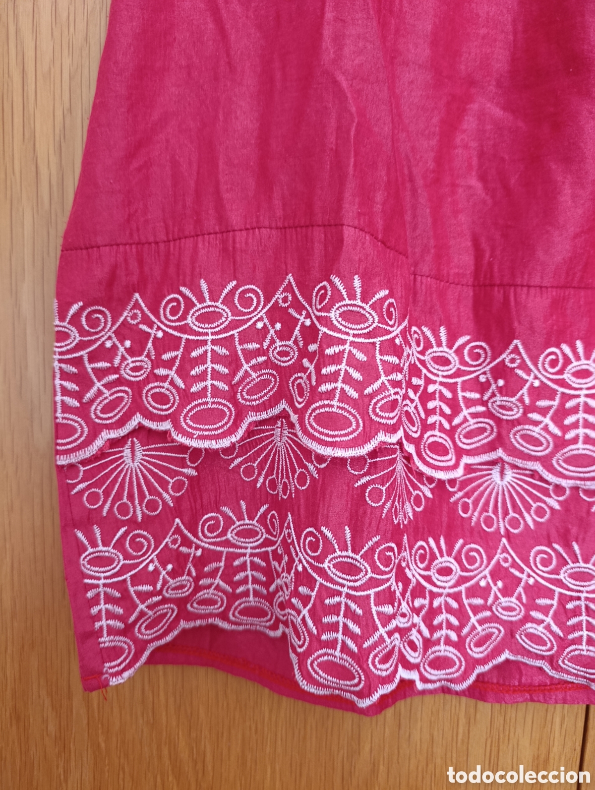Segunda mano: Blus&oacute;n de verano color rojo - Foto 2