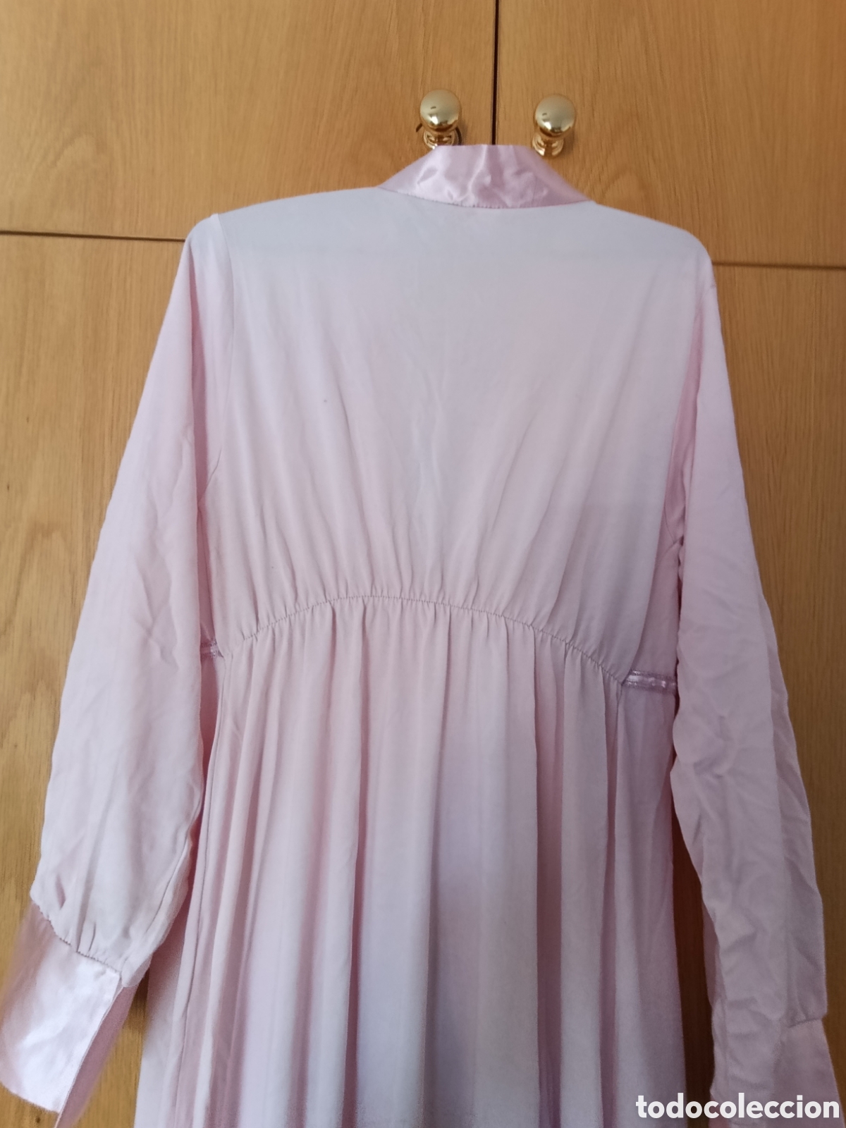 Segunda mano: Batin raso color rosa - Foto 4