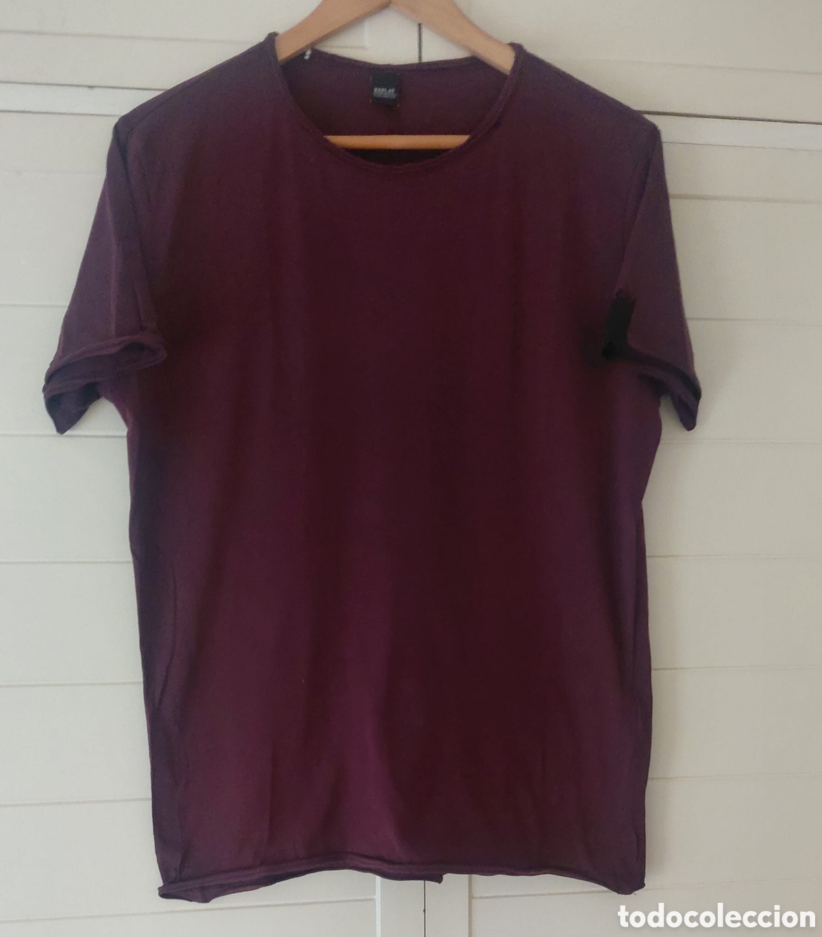 Segunda mano: Camiseta Replay Burdeos