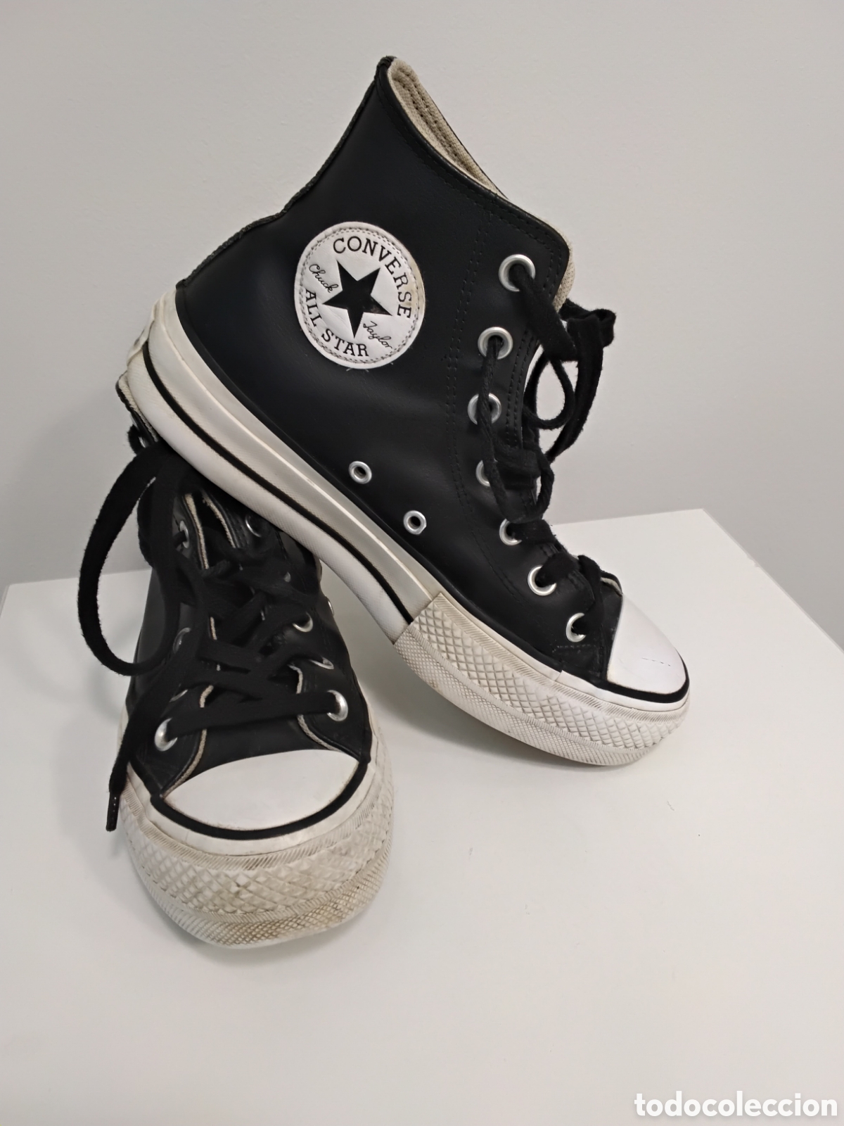 Segunda mano: Zapatillas Converse Piel Chuck Taylor