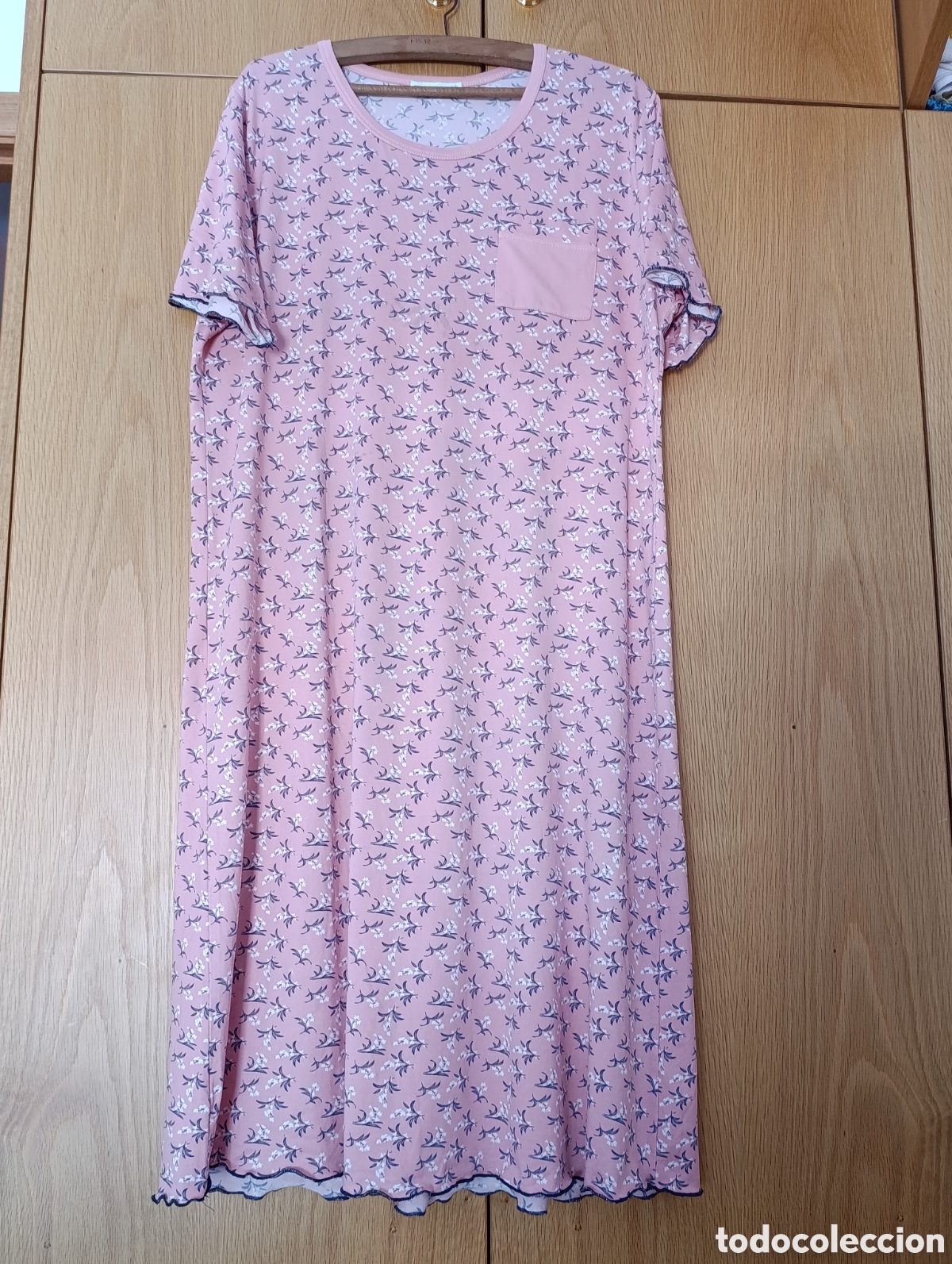 Segunda mano: Camis&oacute;n de verano tonos rosas