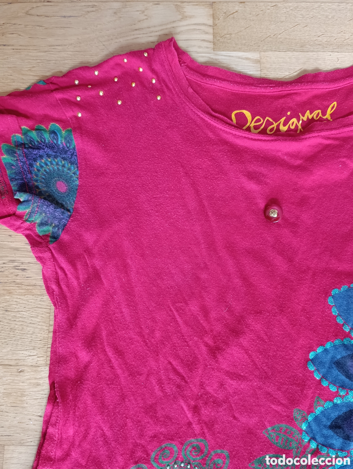 Segunda mano: Camiseta de verano Desigual - Foto 2
