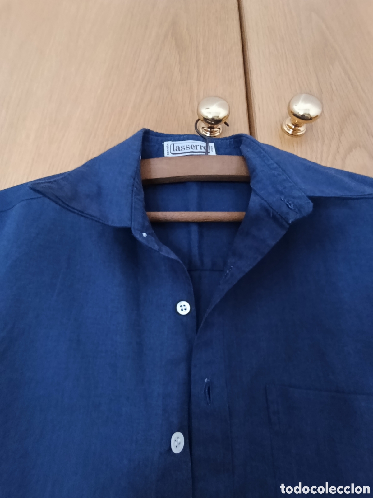 Segunda mano: Camisa lisa de hombre - Foto 2