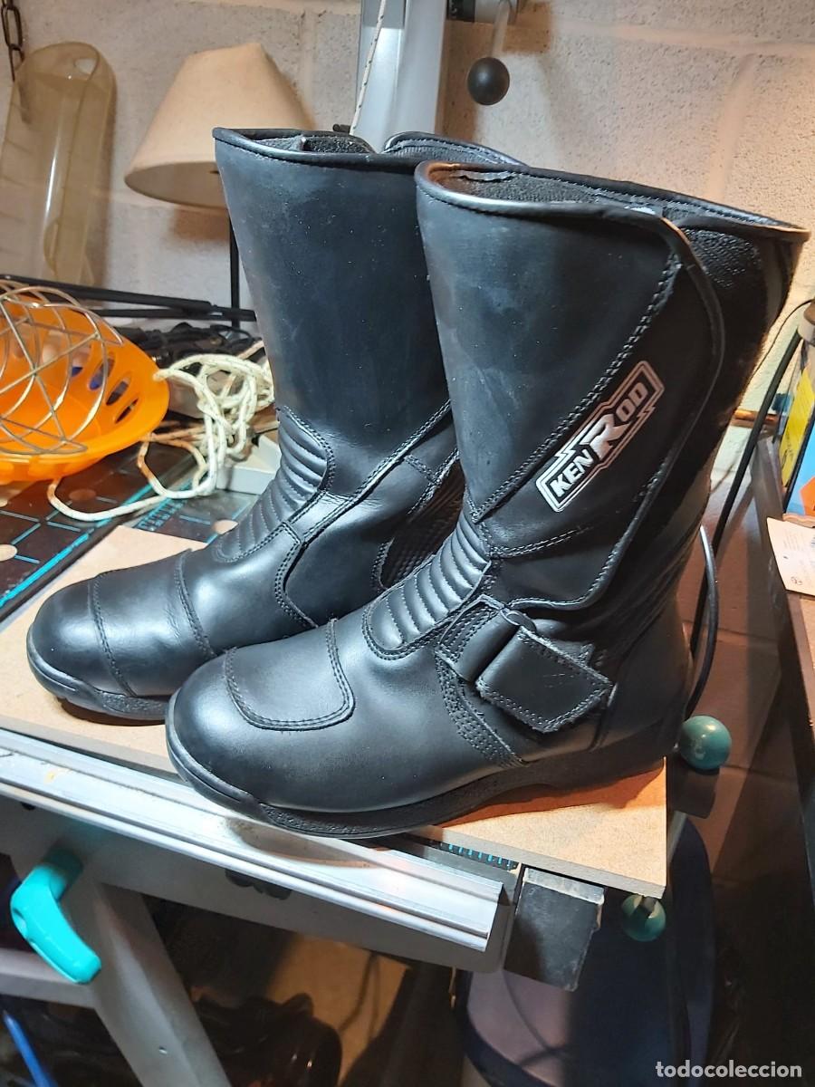 Segunda mano: Botas de moto KENROD (Talla 40)