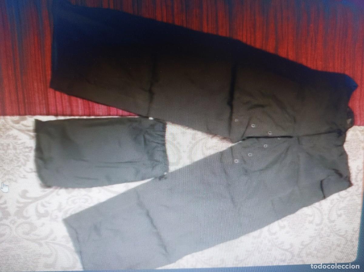 Seconda Mano: PANTALON CHUBASQUERO VERDE CON BOLSA TALLA XXL