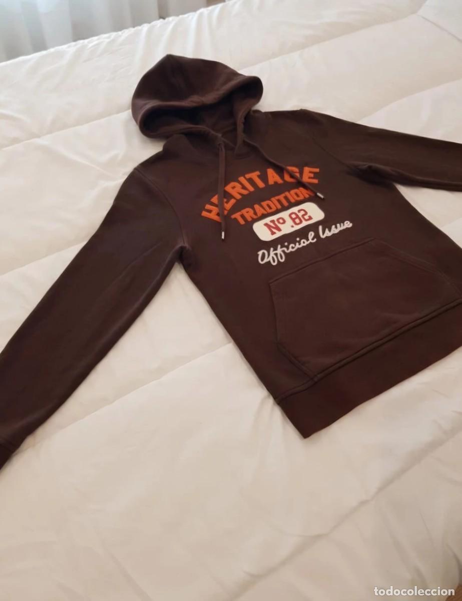 Segunda mano: Sudadera con capucha y bolsillo marr&oacute;n H&M - Foto 3