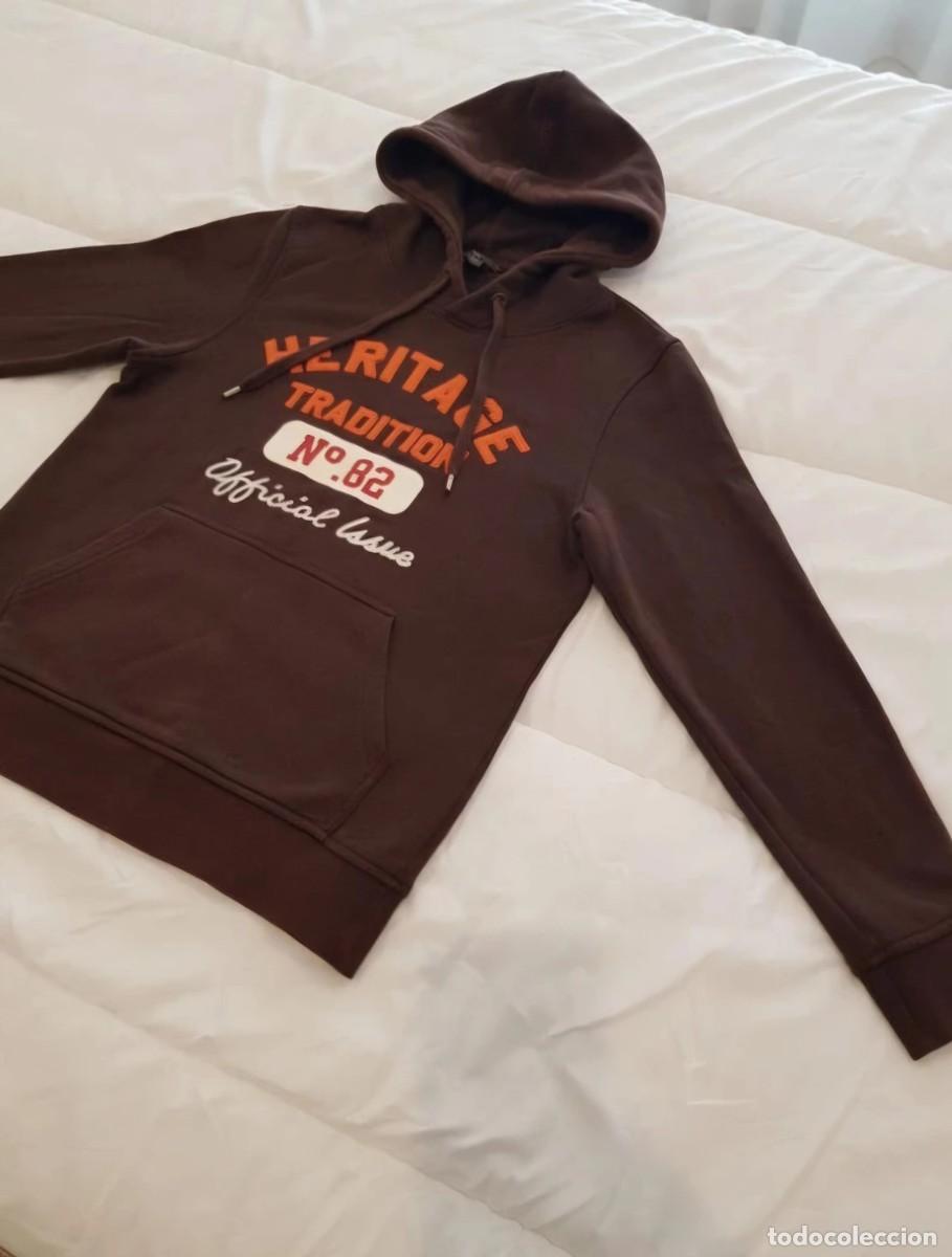 Segunda mano: Sudadera con capucha y bolsillo marr&oacute;n H&M - Foto 4