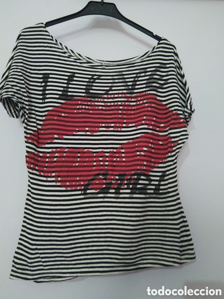 Segunda mano: Camiseta Beso, manga corta