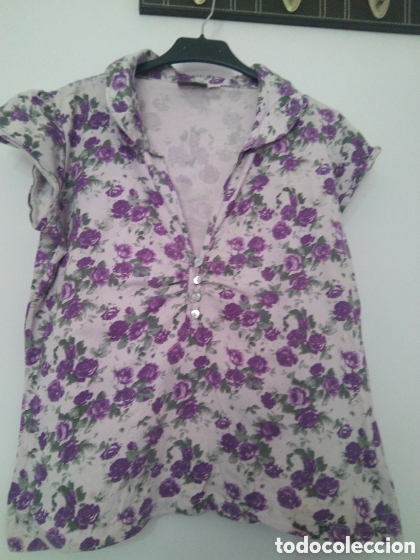 Segunda mano: Camiseta con cuello de polo