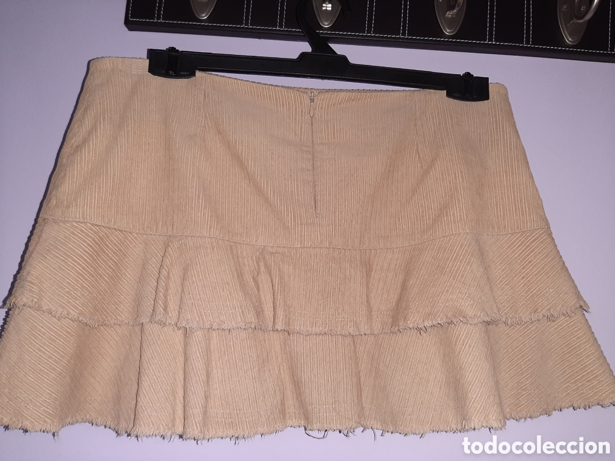 Segunda mano: Minifalda de pana marr&oacute;n - Foto 3