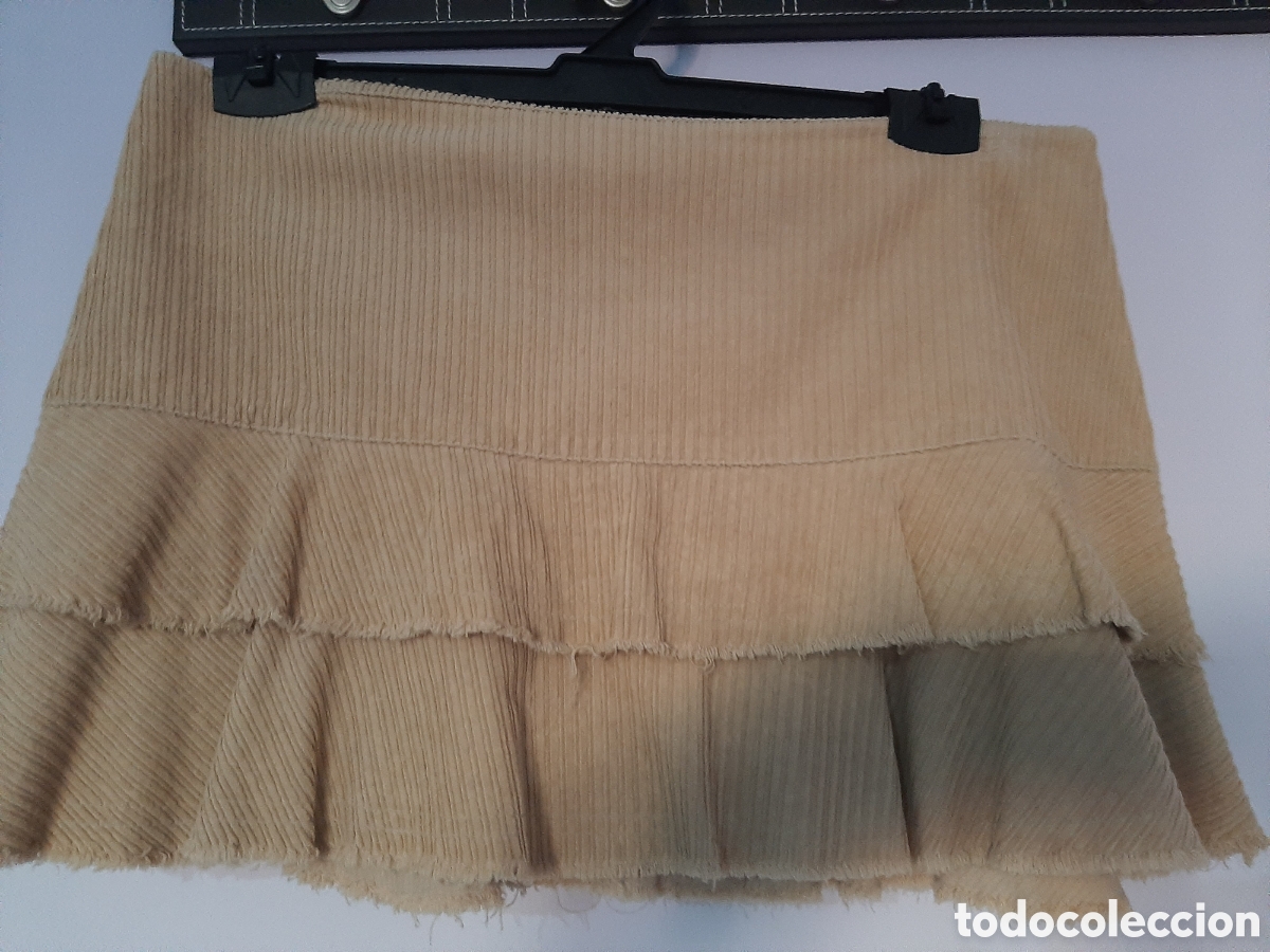 Segunda mano: Minifalda de pana marr&oacute;n - Foto 4