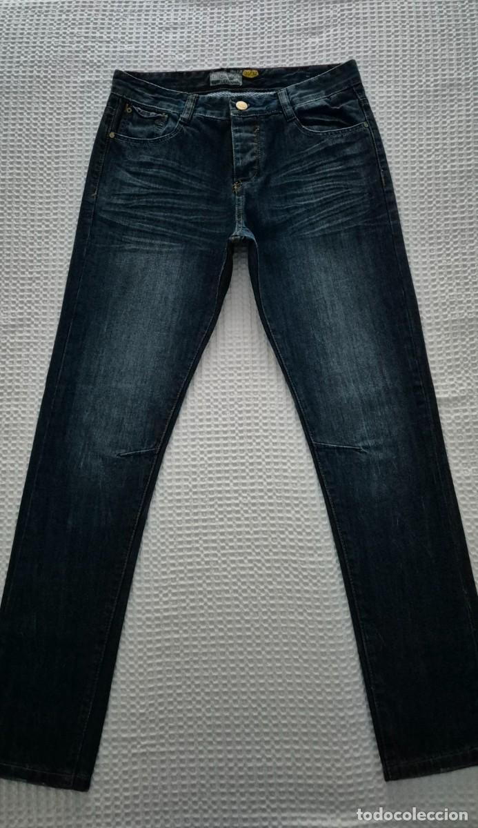 Segunda mano: Pantal&oacute;n ajustado vaquero azul oscuro Stich&Soul