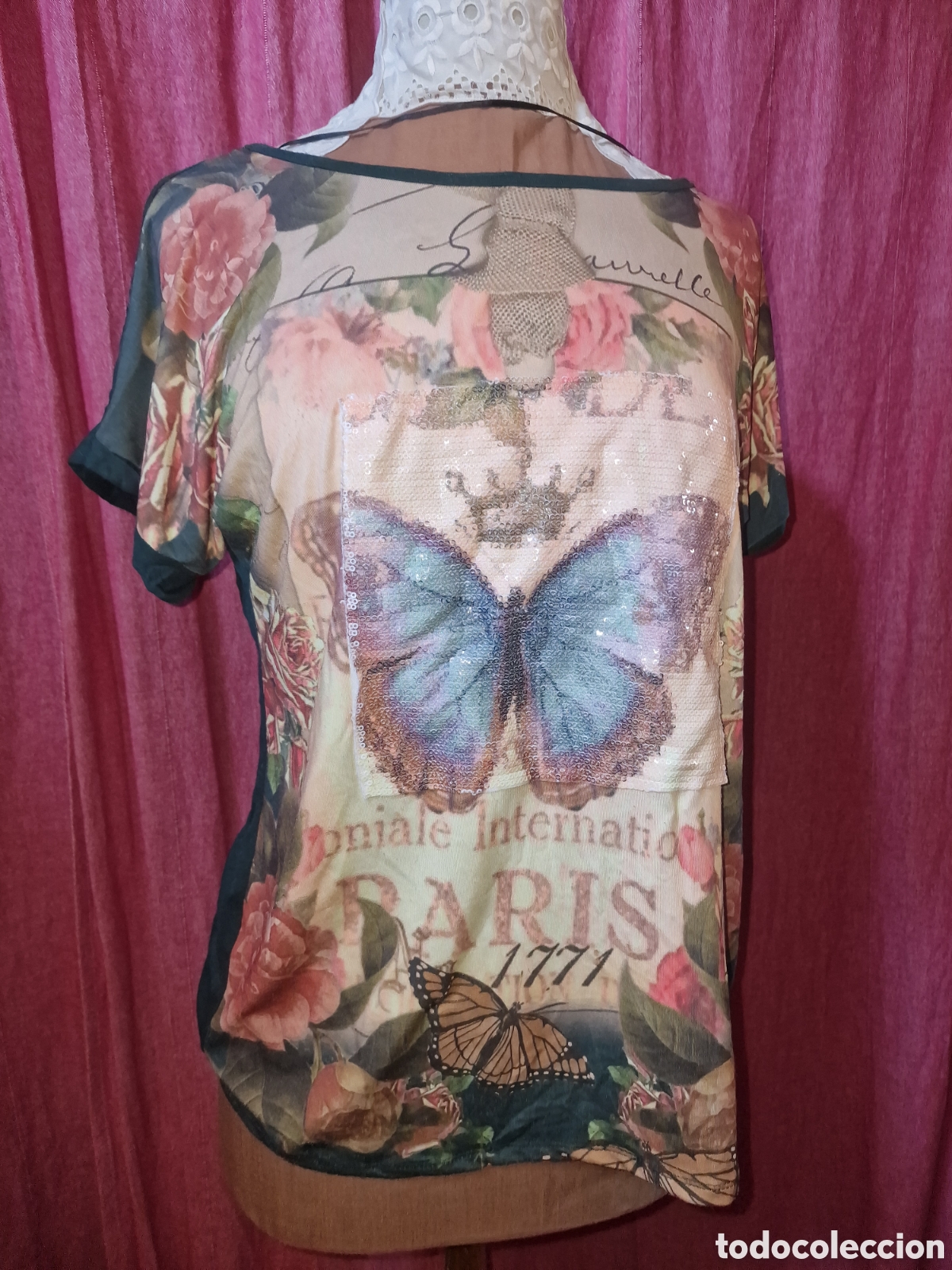 Segunda mano: Preciosa camiseta manga corta mujer,Par&iacute;s