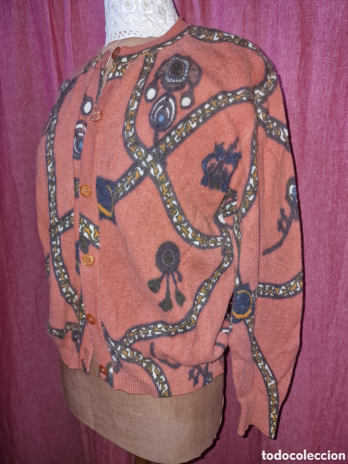 Segunda mano: Preciosa chaqueta de mujer,marca torradas talla 44
