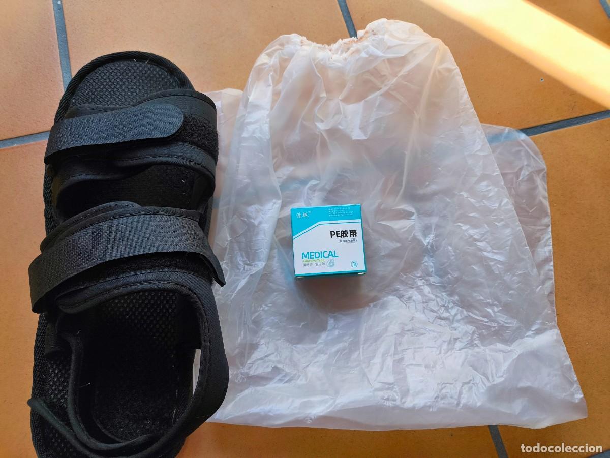 Segunda mano: ZAPATO DE REHABILITACI&Oacute;N - TALLA 44-48 - CON BOLSA PARA DUCHA CON ESCAYOLA O VENDAJE - COMO NUEVO