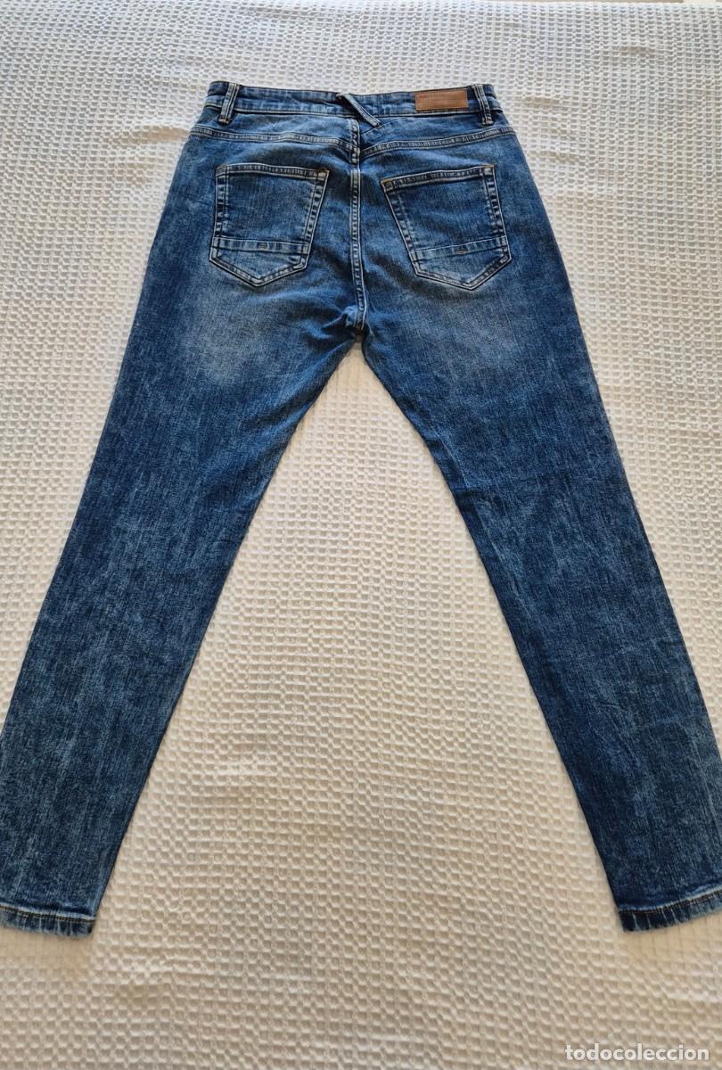 Segunda mano: Pantal&oacute;n ajustado vaquero azul rotos Pull&Bear - Foto 6