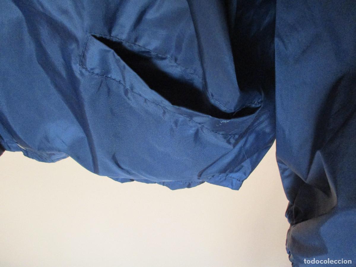 Segunda mano: CHAQUETON /CHAQUETA IMPERMIAB LE - Foto 3