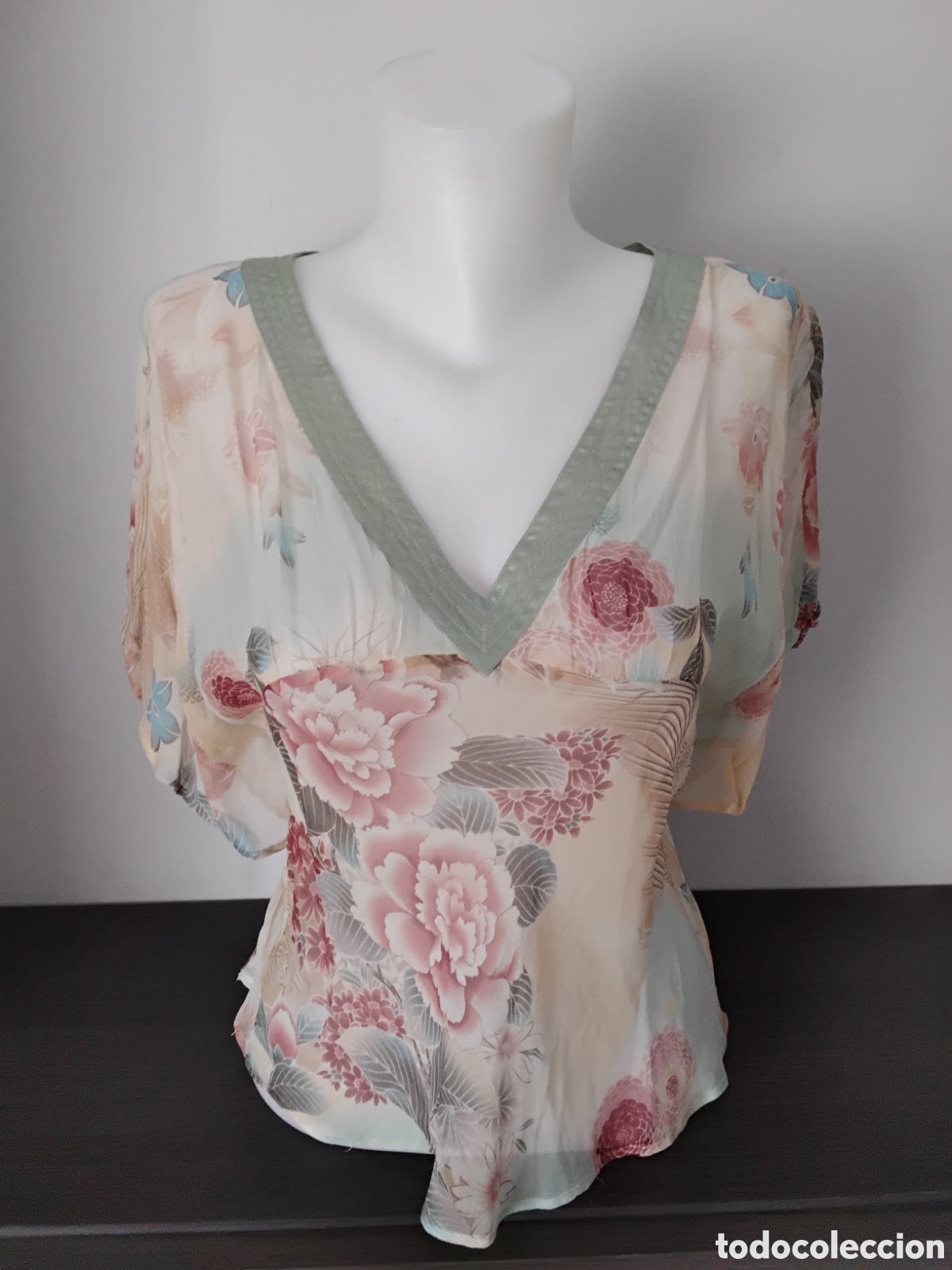 Segunda mano: Blusa Semitransparente Floores