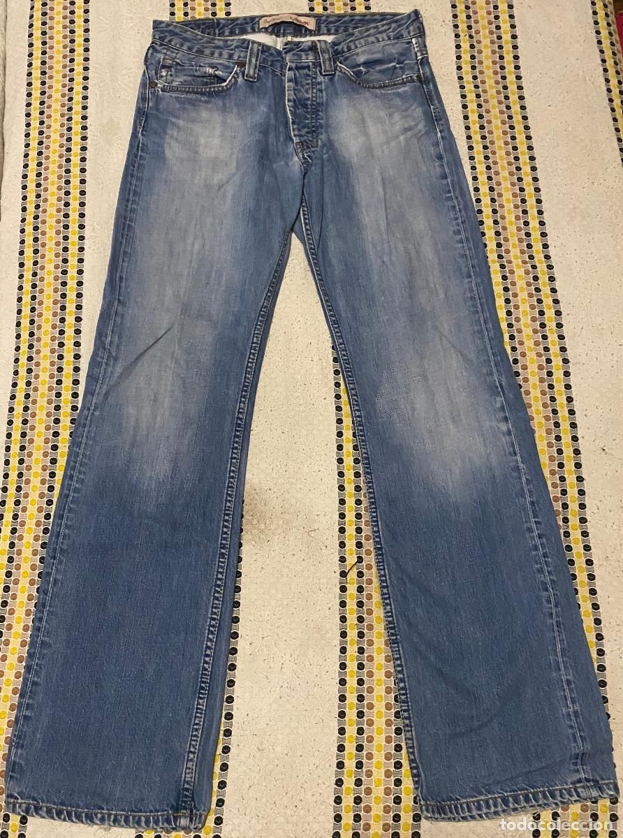 Segunda mano: Pantalones vaqueros para hombre dise&ntilde;o cl&aacute;sico Pepe Jeans. Talla 30 EU. Originales. Buen estado.