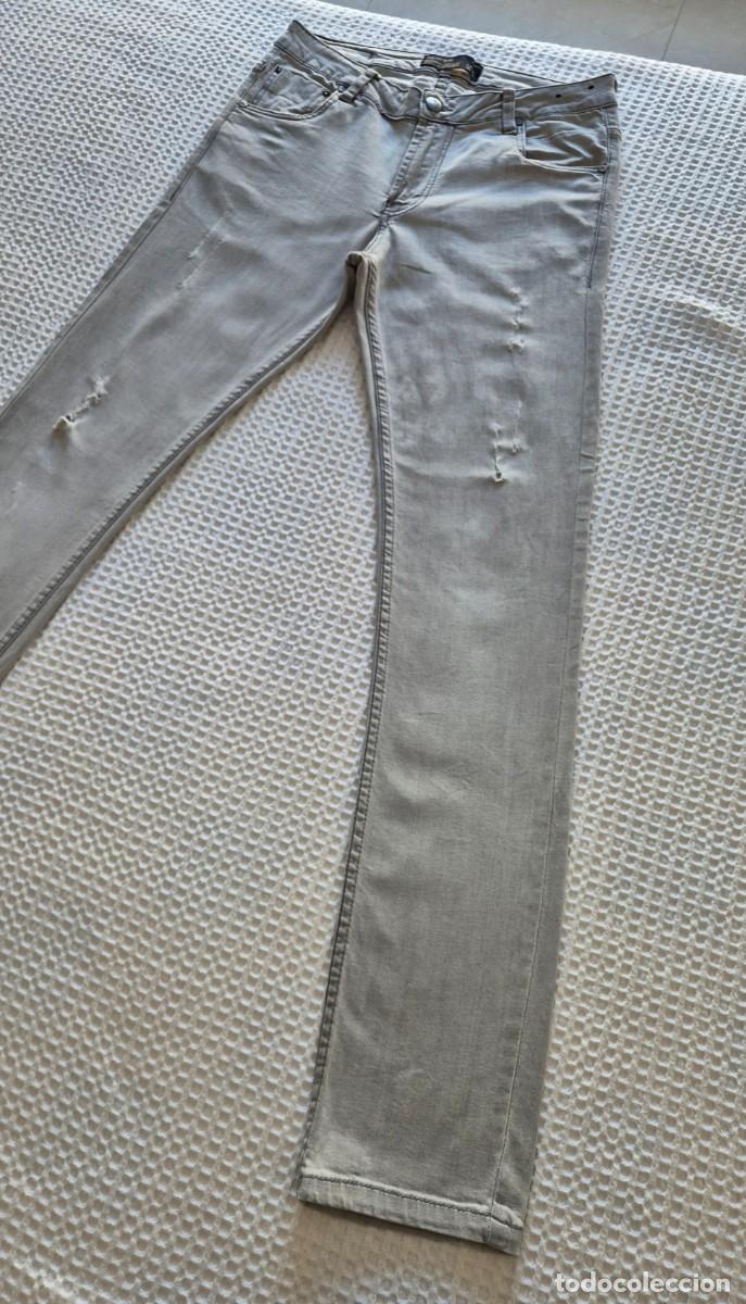 Segunda mano: Pantal&oacute;n gris ajustado vaquero Pull&Bear - Foto 3