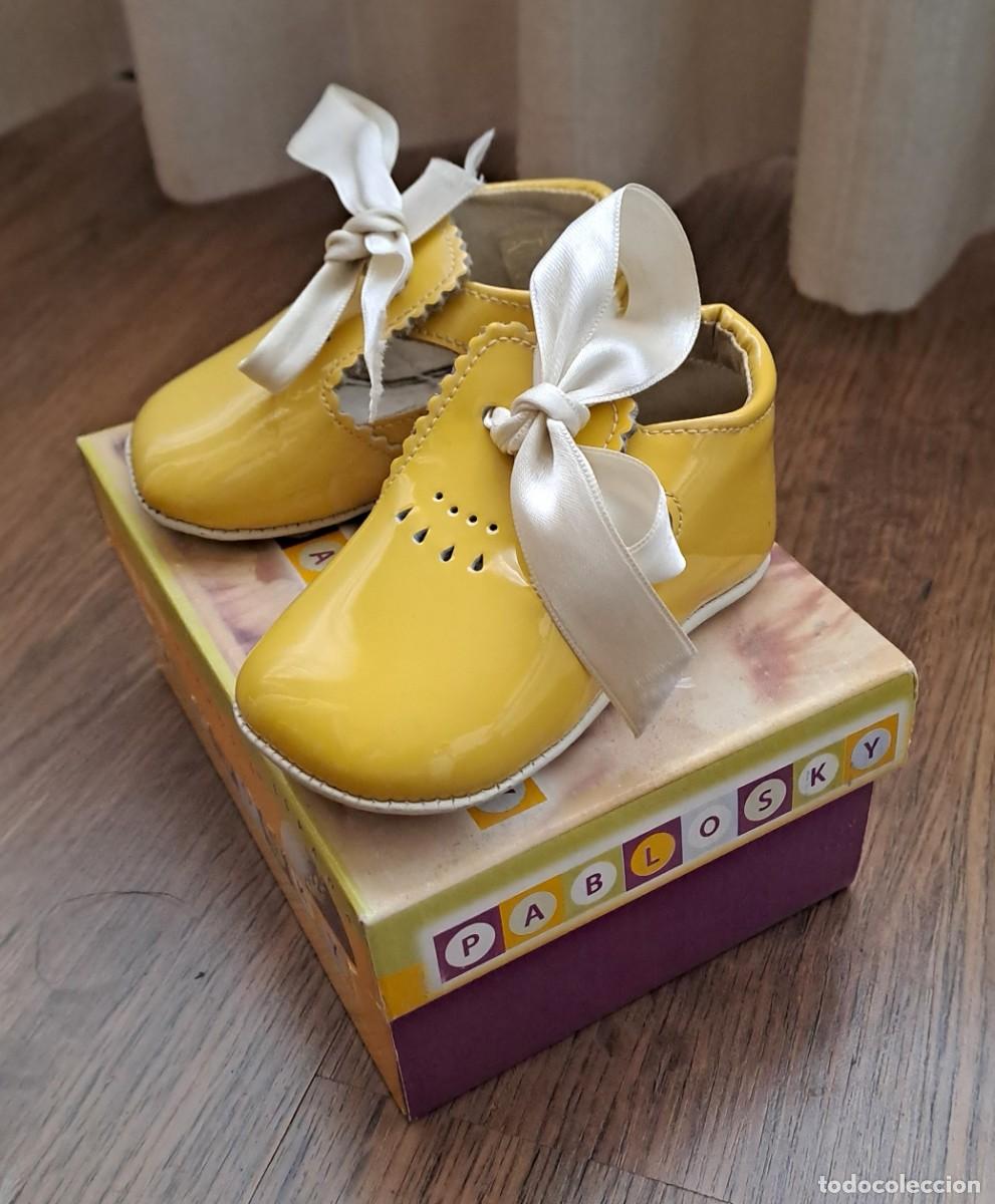 Segunda mano: BOTITAS PARA BEBE CHAROL TALLA 18 MARCA PABLOSKY