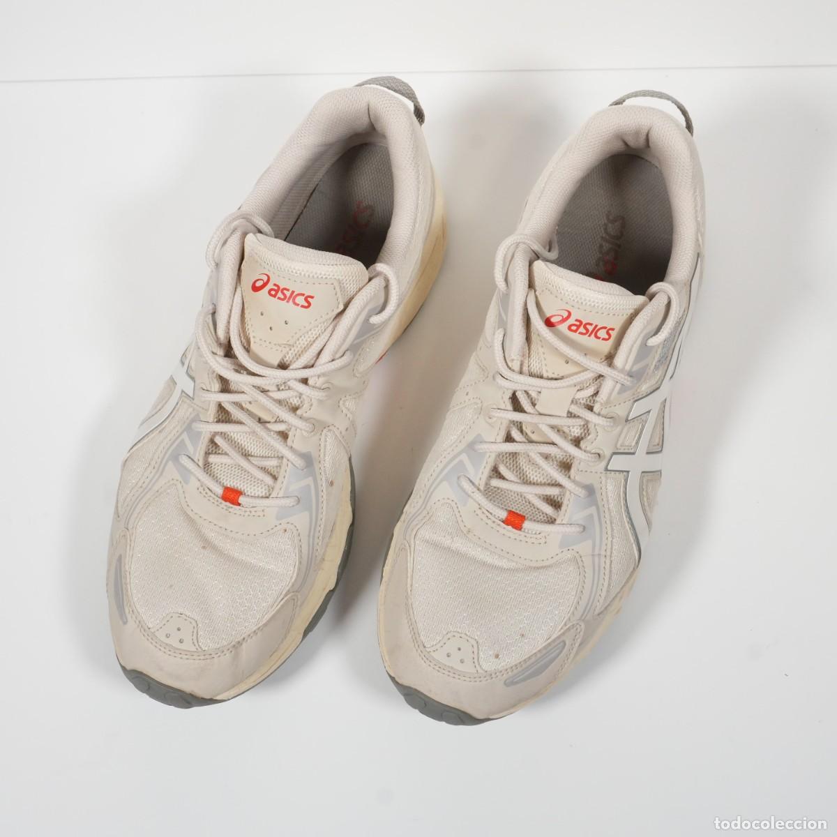 Segunda mano: ZAPATILLAS ASICS GEL VENTURE 6 - COLOR BEIGE