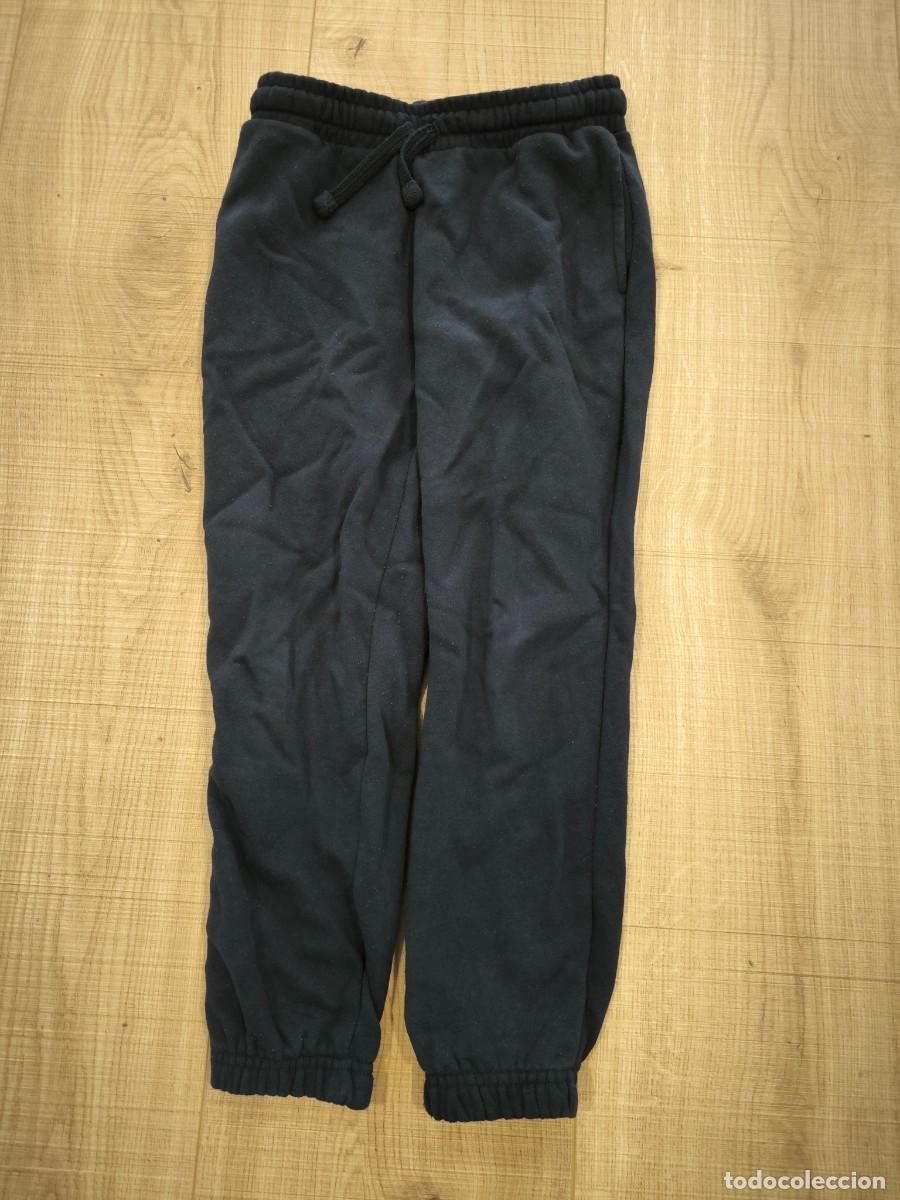 Segunda mano: Pantal&oacute;n Deportivo Infantil Negro Talla 8-9 A&ntilde;os Jogger Ch&aacute;ndal Unisex