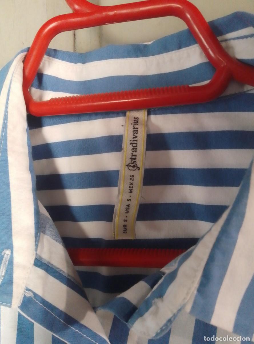 Segunda mano: Camisa entallada rayas verticales Stradivarius. Talla S - Foto 6