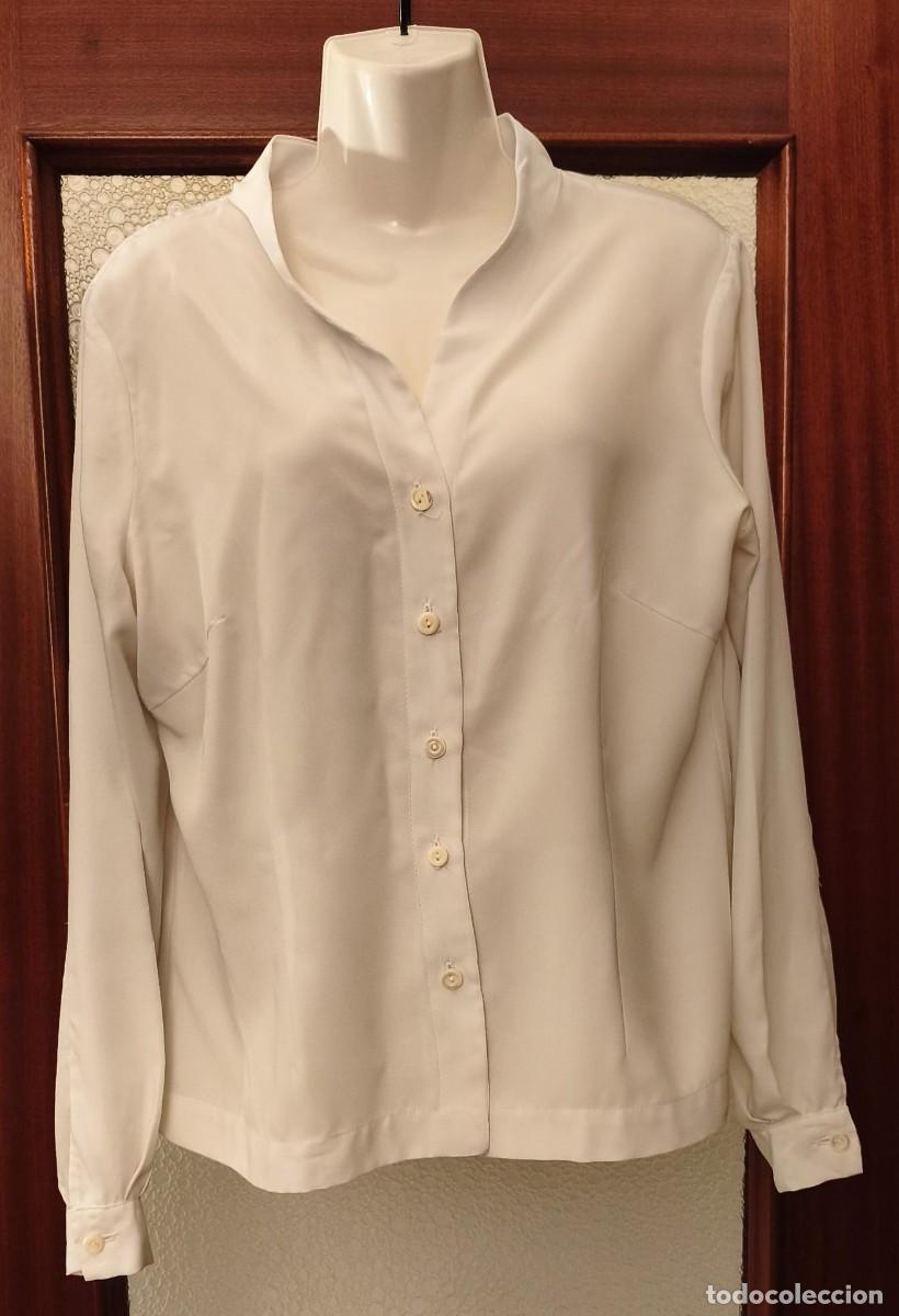 Segunda mano: RB 262 Camisa Blanca manga larga - sin etiquetas - hecha artesanalmente - probable T 44