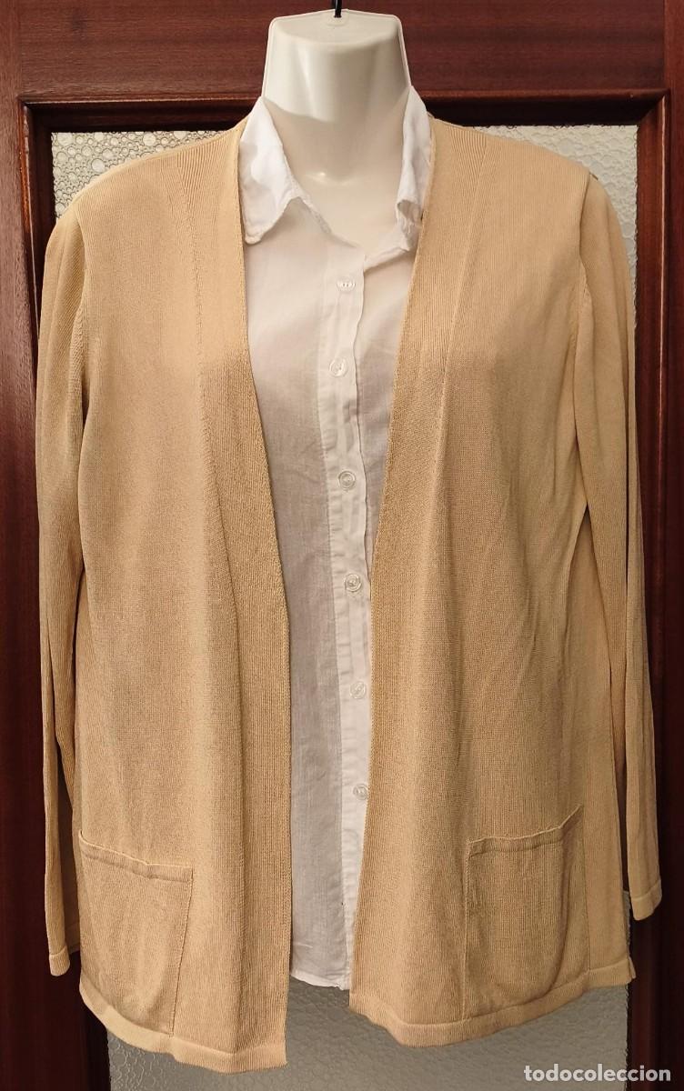 Segunda mano: RB 263 Chaqueta entretiempo crema - OLDAVI wardrobe - T 42 - Sin botonadura
