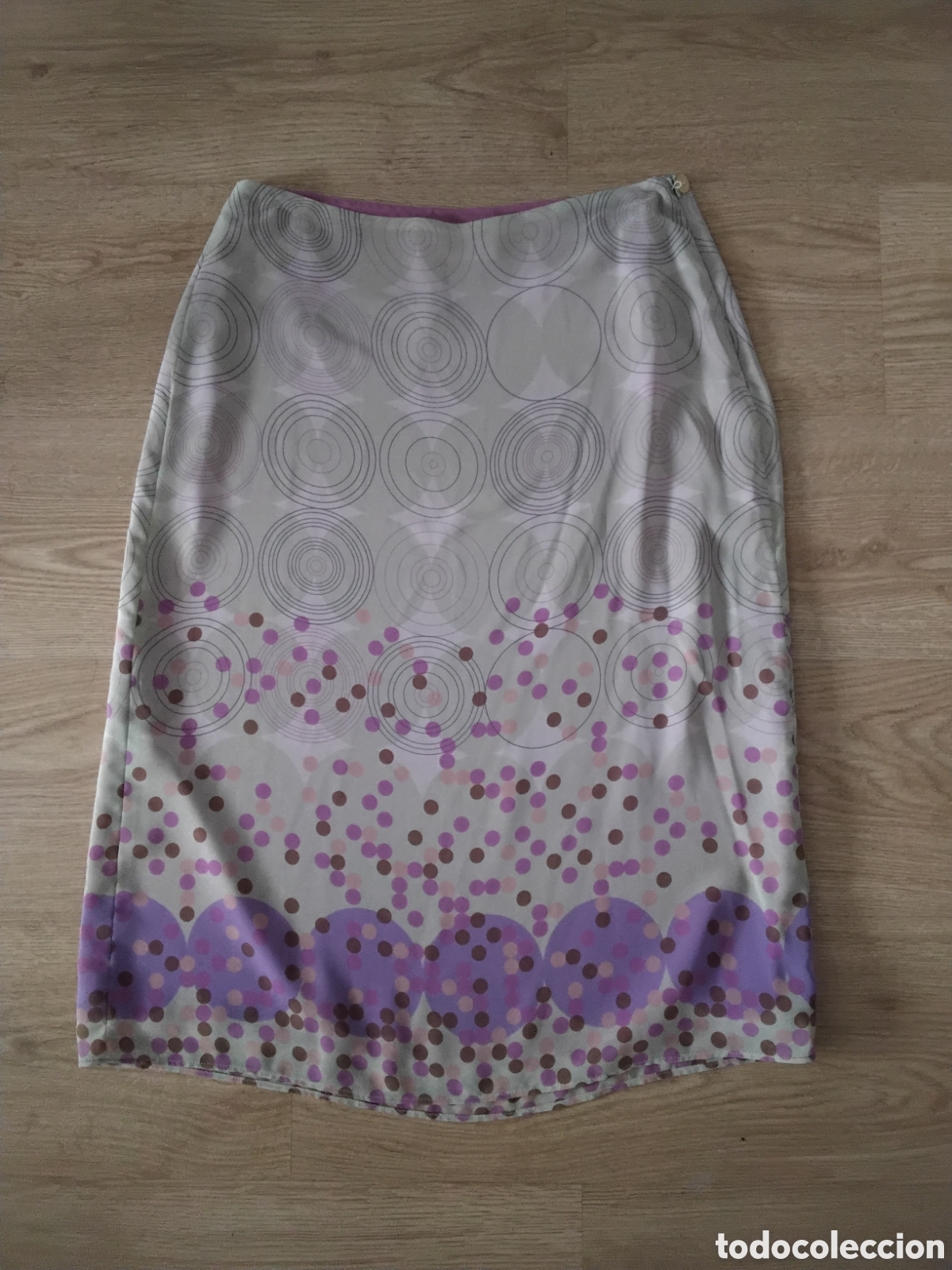 Segunda mano: Falda Mango Tonos Lilas y Beige