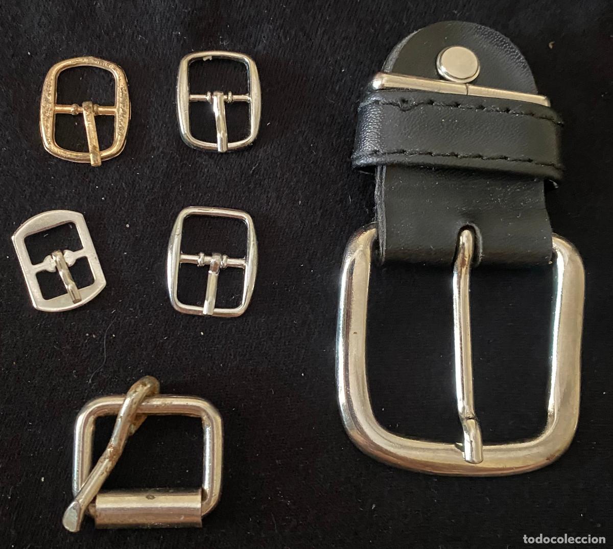 Segunda mano: 6 hebillas met&aacute;licas. Costura, reparaci&oacute;n, artesan&iacute;a, cinturones, bolsos, etc. Varios tama&ntilde;os.
