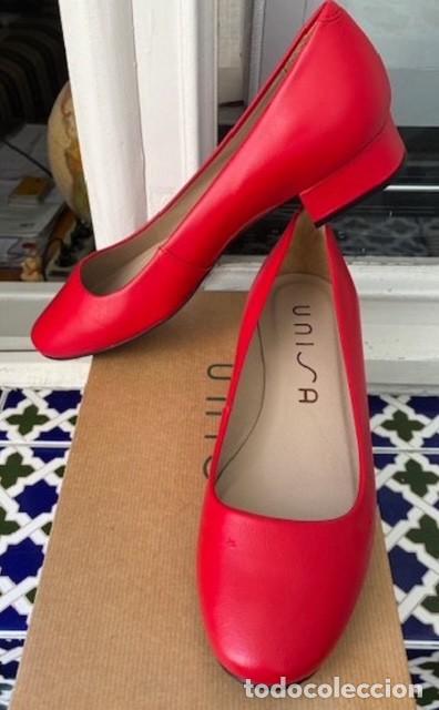 Segunda mano: ZAPATOS ROJOS MUJER CORINA