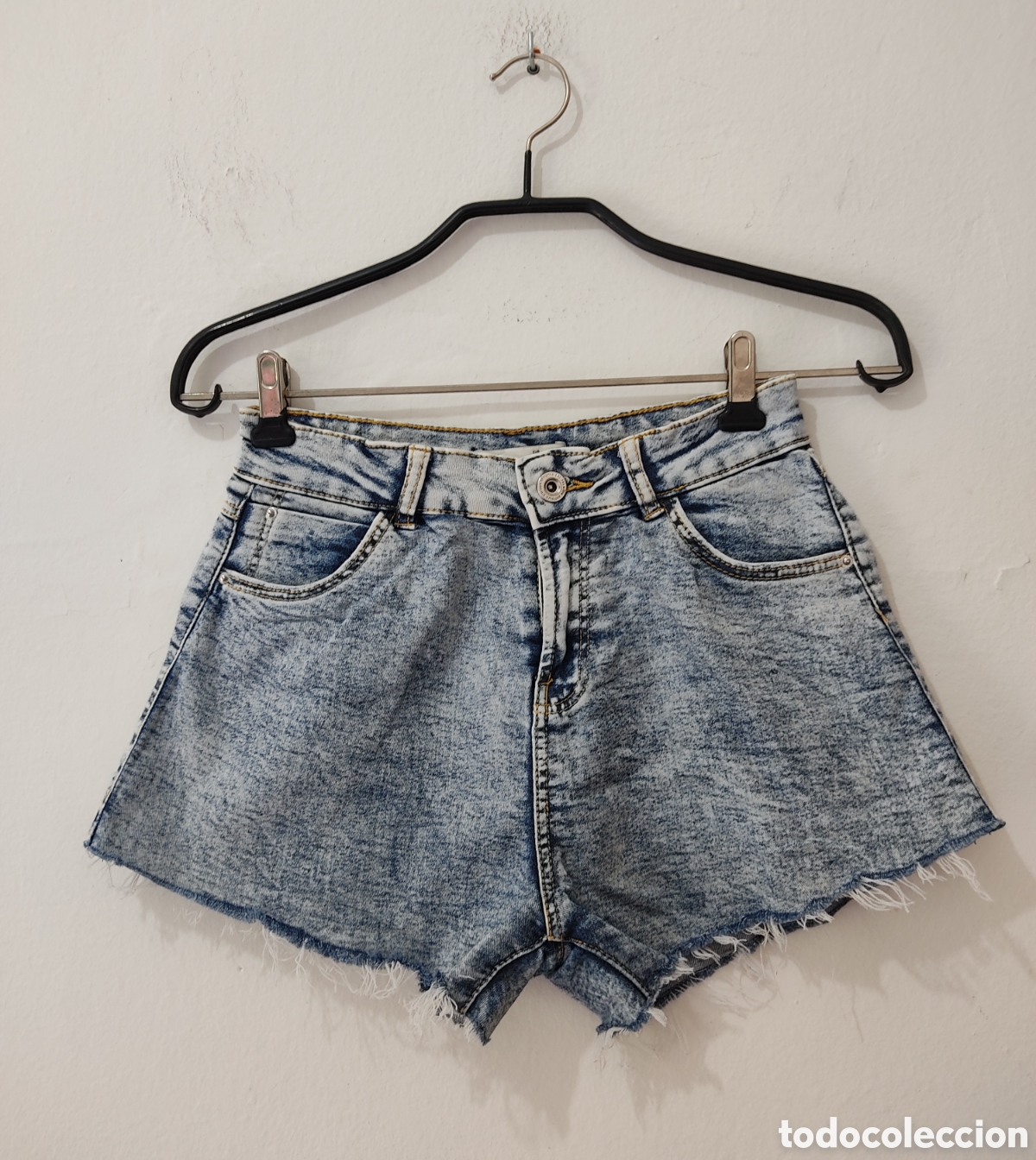 Segunda mano: Short Vaquero para mujer talla 34 marca Bershka