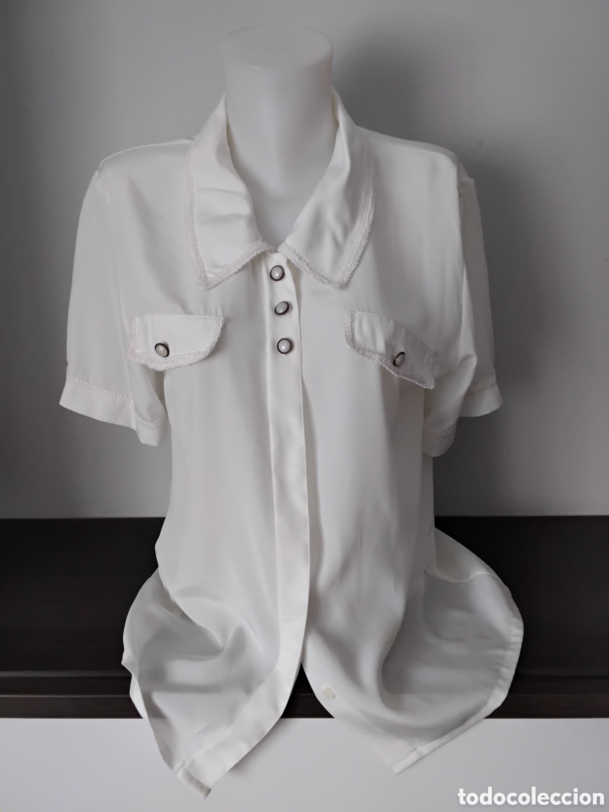 Segunda mano: Blusa Manga corta Botones Fantas&iacute;a
