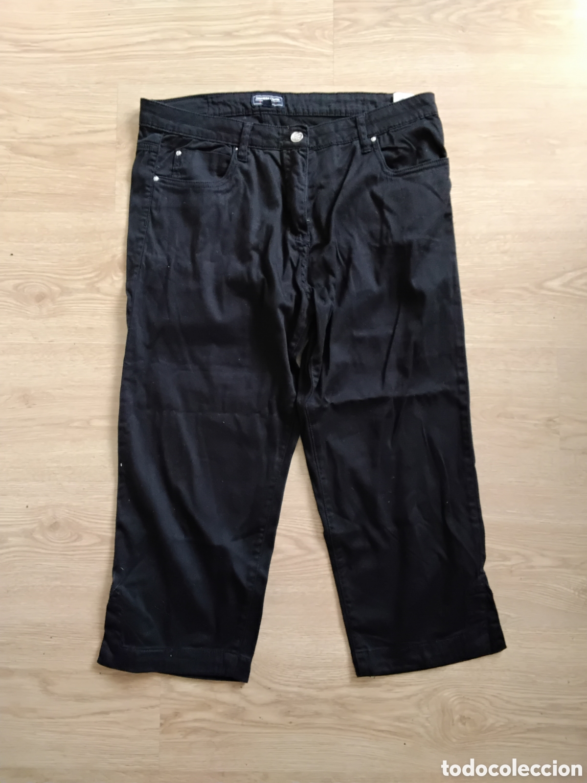 Segunda mano: Pantal&oacute;n Capri Negro