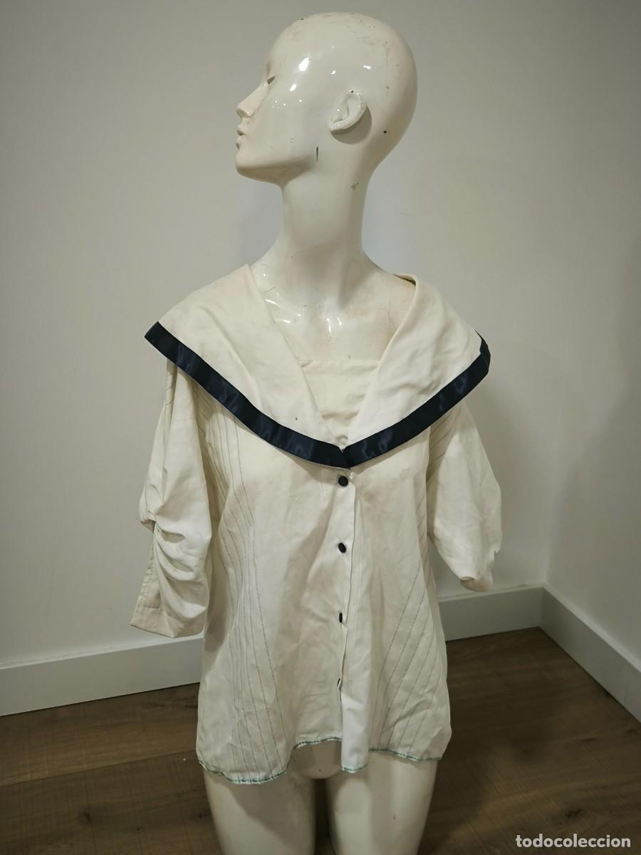 Segunda mano: Blusa Camisa Vintage Cuello Marinero Blanco Y Azul Marino &ndash; Estilo Sailor Retro &ndash; Talla M