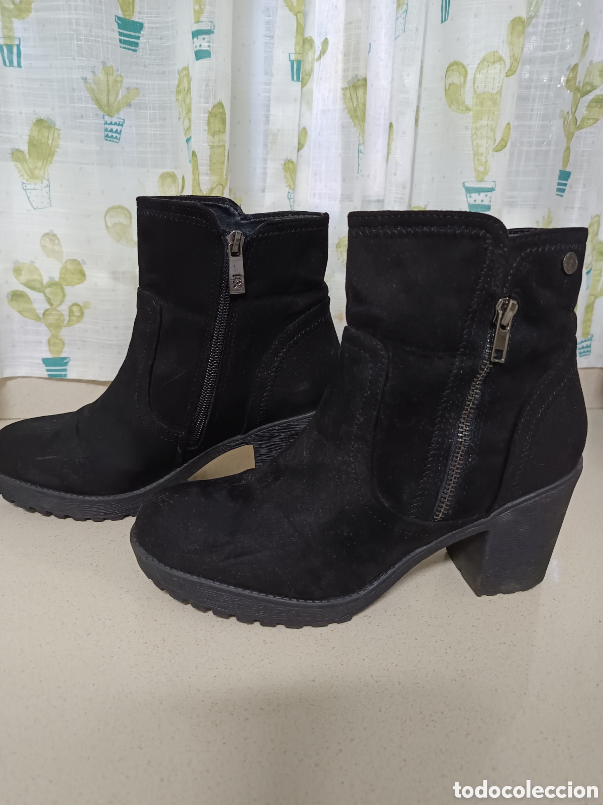Segunda mano: Bot&iacute;n de mujer negro Xti Basic. Talla 39 - Foto 5