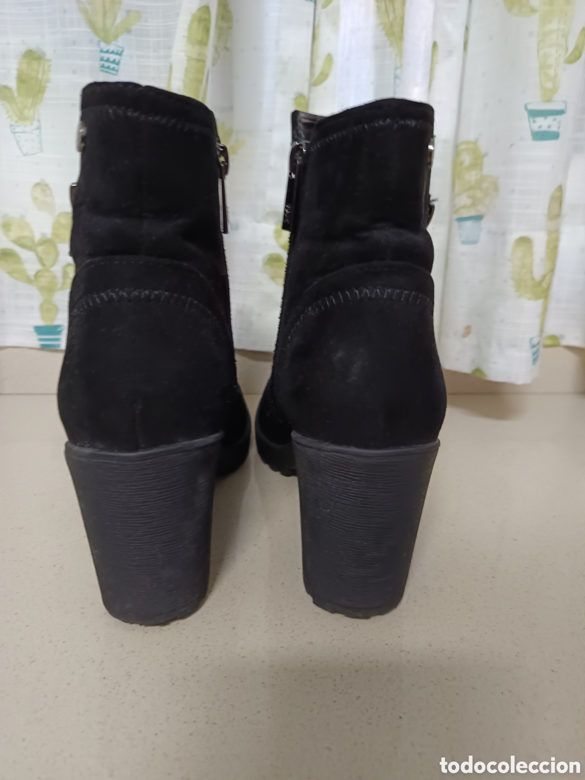 Segunda mano: Bot&iacute;n de mujer negro Xti Basic. Talla 39 - Foto 6