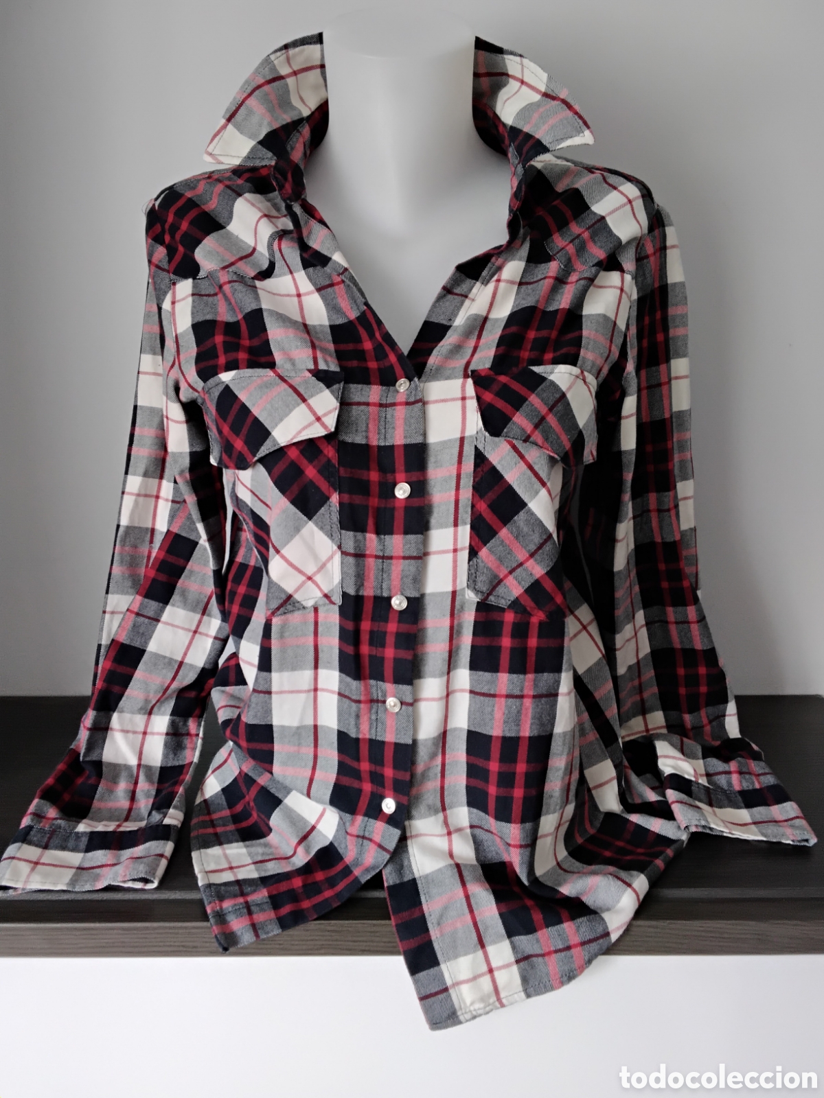 Segunda mano: Camisa Zara Cuadros Rojos y Negros