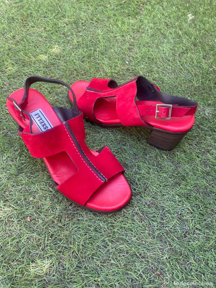 Segunda mano: Sandalias Rosselli rojo