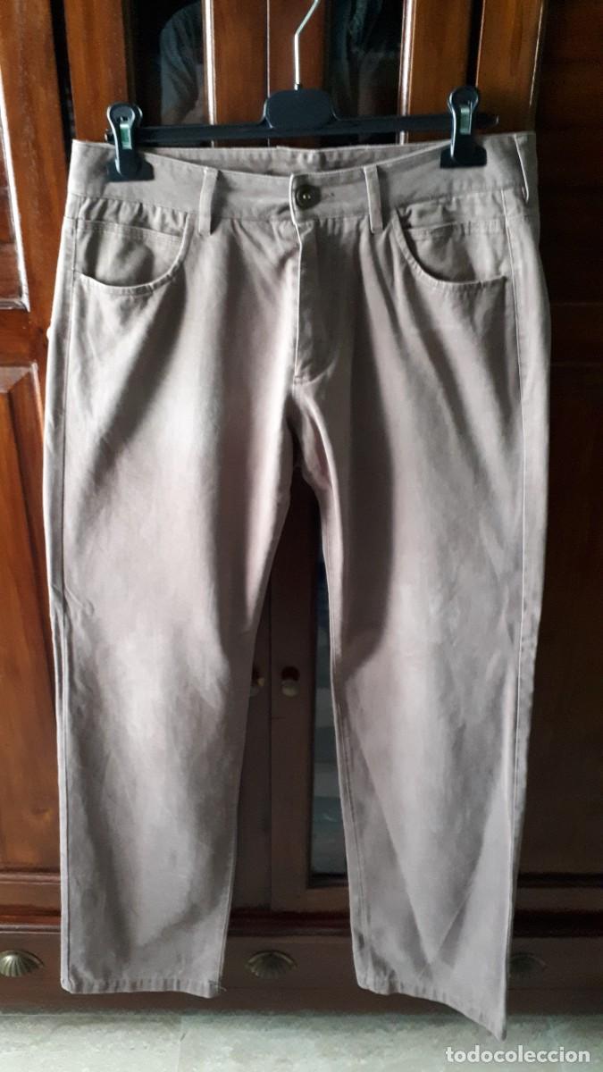 Segunda mano: PANTAL&Oacute;N MARR&Oacute;N - ZARA MAN - TALLA 42.
