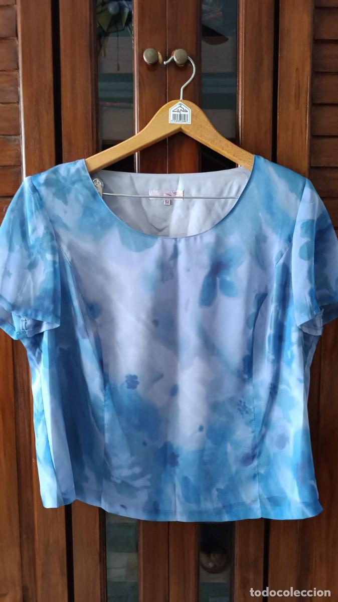 Segunda mano: BLUSA SE&Ntilde;ORA AZUL - ESPERANZA MARCOS - TALLA 52