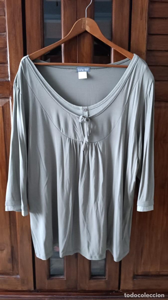 Segunda mano: CAMISETA SE&Ntilde;ORA BEIGE OSCURA - SANTI RQ - TALLA XL.