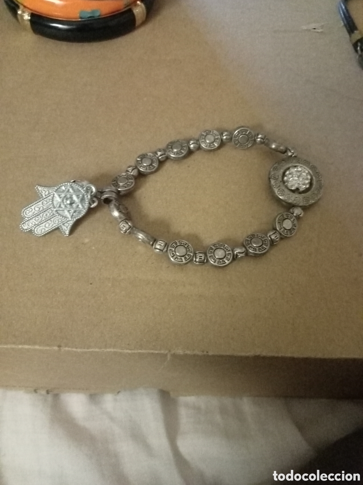 Segunda mano: Pulsera con la mano de F&aacute;tima