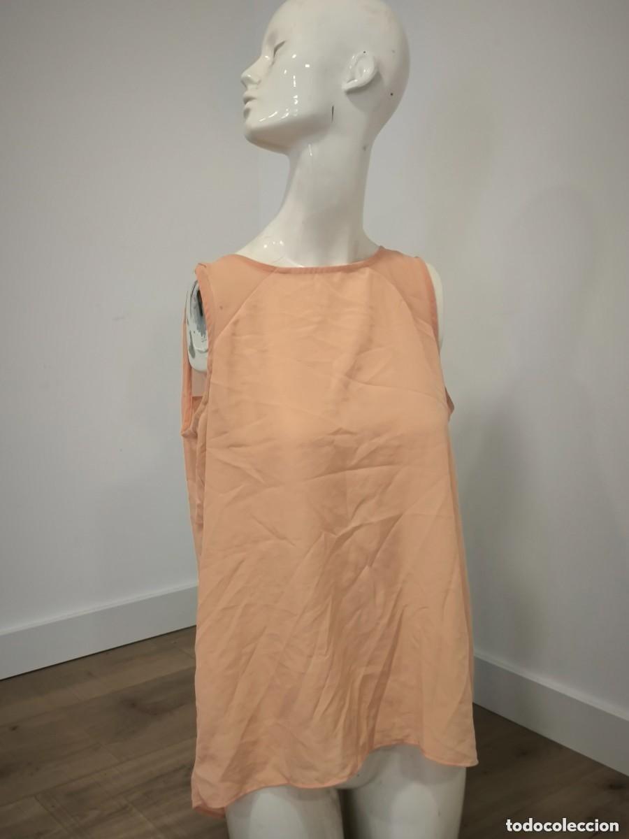Second-Hand: Blusa Fluida Salm&oacute;n Blanco Talla XL &ndash; Ligereza Y Vuelo Para Un Look Fresco Y Elegante