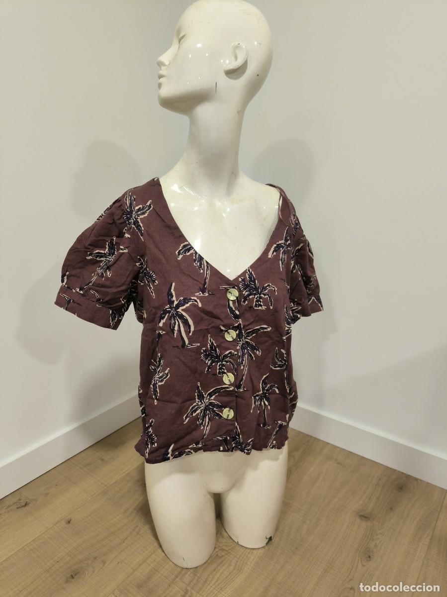 D'Occasion: Blusa De Mujer Granate Con Estampado Floral Lefties Talla S &ndash; Manga Farol Y Botones