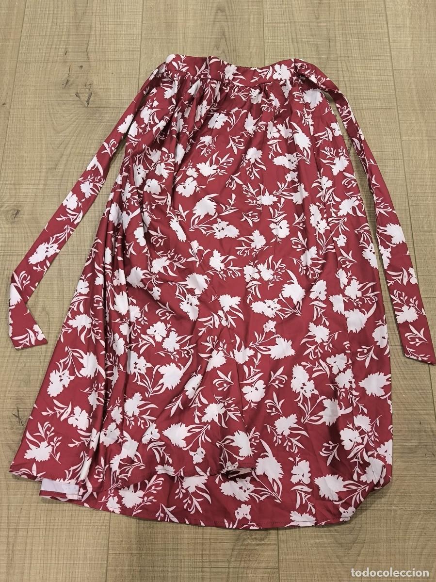 D'Occasion: Falda Corta Granate Flores SHEIN Talla XS &ndash; Cintura El&aacute;stica con Lazo