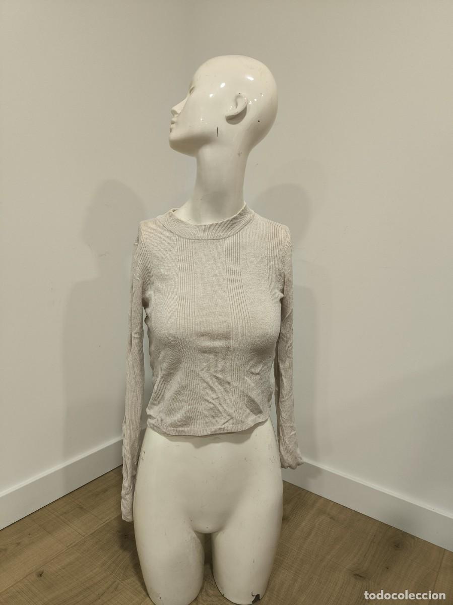 D'Occasion: Jersey Fino Mujer Beige Cuello Alto Stradivarius Talla S &ndash; Punto Canal&eacute;